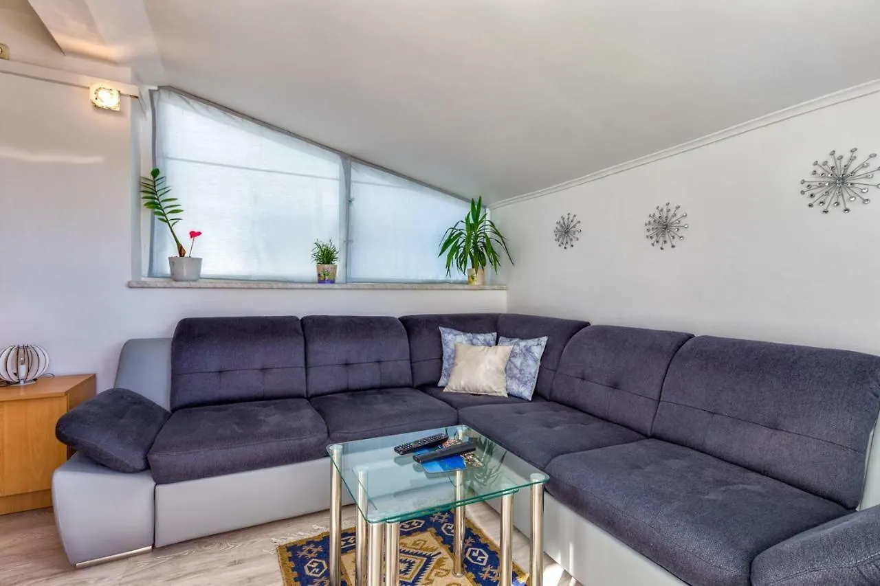 *** Vendégház Apartments Kira, Mali Lošinj Horvátország